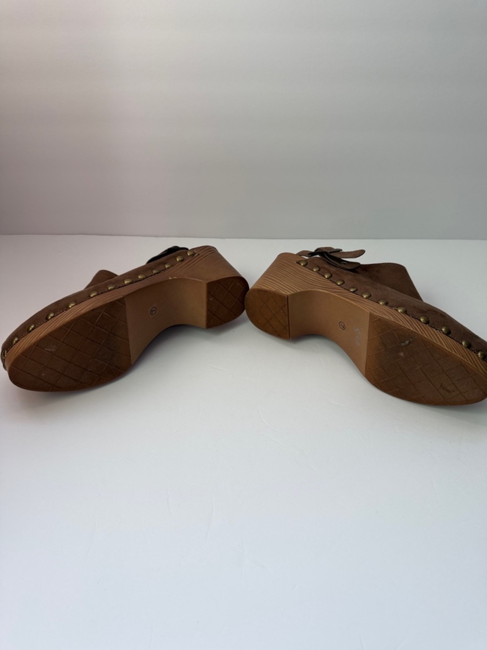 Corkys Boutique Mayra Slingback Platform Clogs Brown Studded Size 7 - Picture 9 of 11